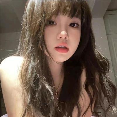 她的微笑和圈套